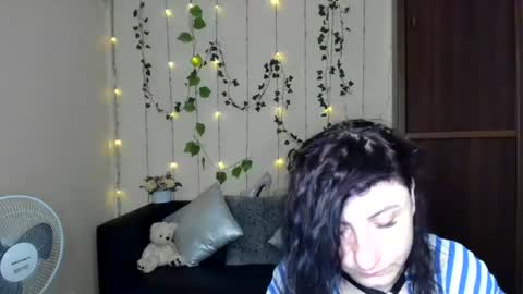 Snapshot of muse_kity_jeneva chatting on 06-17-26, 05:21 Jeneva online show from 06-17-26, 05:21