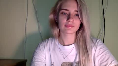 Snapshot of musescorner chatting on 01-05-26, 05:49 musescorner online show from 01-05-26, 05:49