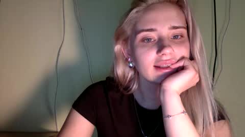 Snapshot of musescorner chatting on 01-07-26, 06:10 musescorner online show from 01-07-26, 06:10