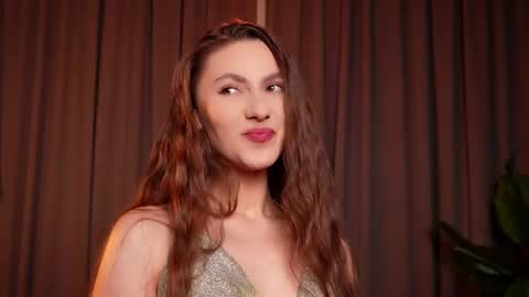 Snapshot of musesolis chatting on 01-31-25, 01:33 MuseSolis online show from 01-31-25, 01:33