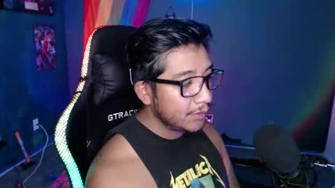 Snapshot of mushrooncat chatting on 10-05-25, 12:47 mushrooncat online show from 10-05-25, 12:47