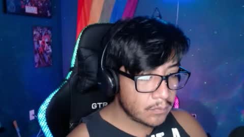 Snapshot of mushrooncat chatting on 10-08-25, 12:14 mushrooncat online show from 10-08-25, 12:14