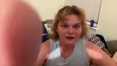 mushymummy000 online show from 10-20-25, 02:34