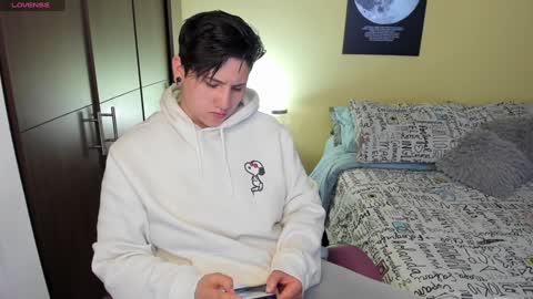 Snapshot of musicayluna chatting on 02-03-25, 10:03 VALENTINA Luna online show from 02-03-25, 10:03