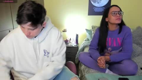 Snapshot of musicayluna chatting on 02-14-25, 03:11 VALENTINA Luna online show from 02-14-25, 03:11