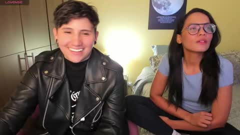Snapshot of musicayluna chatting on 02-15-25, 03:31 VALENTINA Luna online show from 02-15-25, 03:31