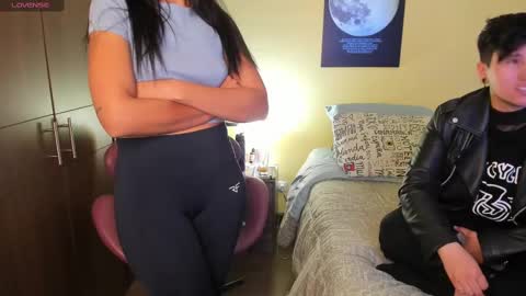 Snapshot of musicayluna chatting on 02-15-25, 06:33 VALENTINA Luna online show from 02-15-25, 06:33