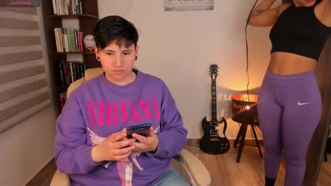 Snapshot of musicayluna chatting on 02-22-25, 03:45 VALENTINA Luna online show from 02-22-25, 03:45