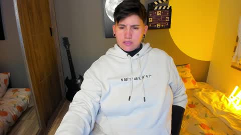 VALENTINA Luna  online show from 05-31-26, 04:42