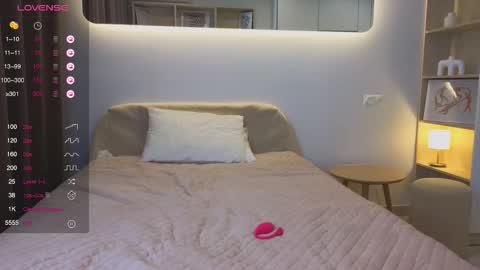 Im Marine online show from 11-26-25, 01:56