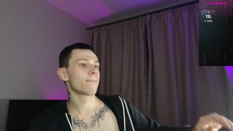 Snapshot of mvpzxc chatting on 10-12-25, 07:35 1x1 online show from 10-12-25, 07:35