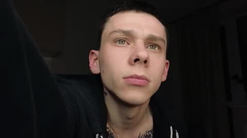 Snapshot of mvpzxc chatting on 10-19-25, 12:55 1x1 online show from 10-19-25, 12:55