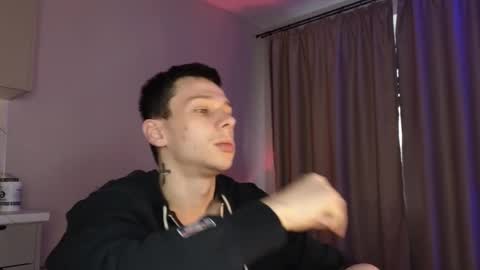 Snapshot of mvpzxc chatting on 10-30-25, 11:44 1x1 online show from 10-30-25, 11:44