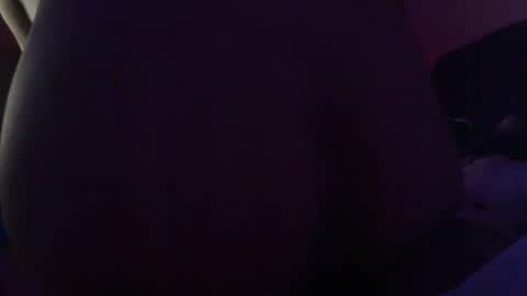 Snapshot of mweed95 chatting on 05-17-26, 04:21 mweed95 online show from 05-17-26, 04:21