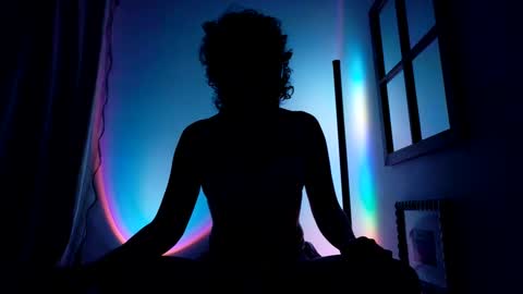 Snapshot of mx_anouk_divine chatting on 10-12-25, 04:33 Mx. Anouk Divine online show from 10-12-25, 04:33