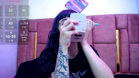 SOFIA online show from 11-12-25, 02:45