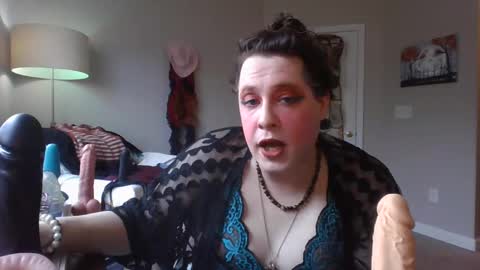 Mx Charlotte online show from 12-13-24, 04:49