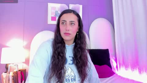 my_aleja_ online show from 10-22-25, 03:23