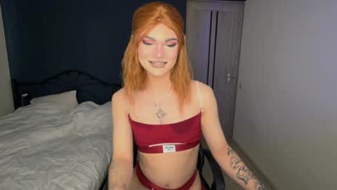 Snapshot of my_muse chatting on 02-16-25, 11:05 Sandra Muse online show from 02-16-25, 11:05