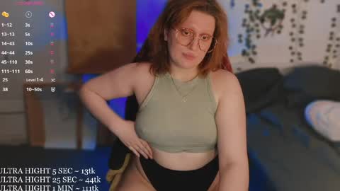 Snapshot of myanotherday chatting on 05-12-26, 10:51 Kate online show from 05-12-26, 10:51