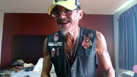 Snapshot of mycock4u247 chatting on 12-16-25, 03:17 LA MARIPOSA DE MARICOPA online show from 12-16-25, 03:17