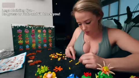 MyCookieJar online show from 12-20-25, 12:07