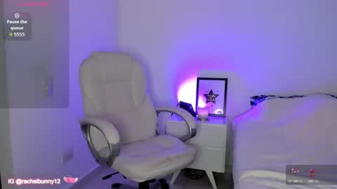 Mar  -  online show from 11-29-25, 10:24