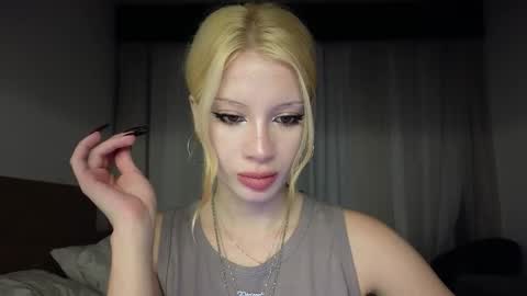 Snapshot of mydrool chatting on 02-22-26, 10:30 mydrool online show from 02-22-26, 10:30