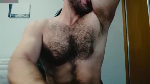 Juan  OF  myhairymacho online show from 12-05-25, 02:03