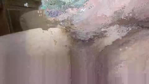 Mmmm Feels Great online show from 12-14-25, 05:07