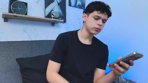 Mykel   online show from 03-24-26, 02:33