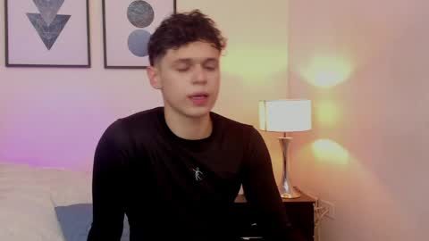 Mykel   online show from 04-16-26, 03:40