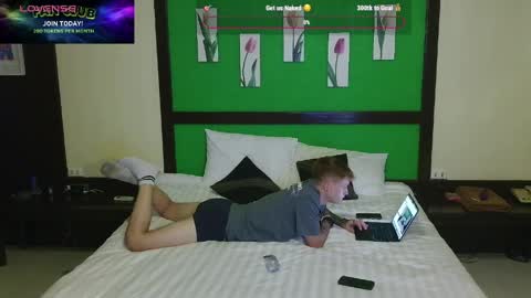 Mylo  Cody online show from 04-10-26, 11:20