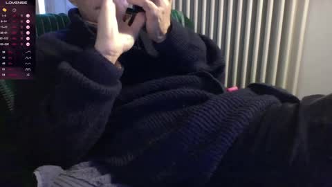 Bi sexy guy lovense hush is on private is open or password show tip if you like. online show from 01-03-25, 03:33