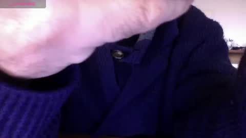 Bi sexy guy lovense hush is on private is open or password show tip if you like. online show from 01-19-25, 09:11