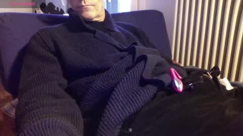 Bi sexy guy lovense hush is on private is open or password show tip if you like. online show from 02-04-26, 10:21