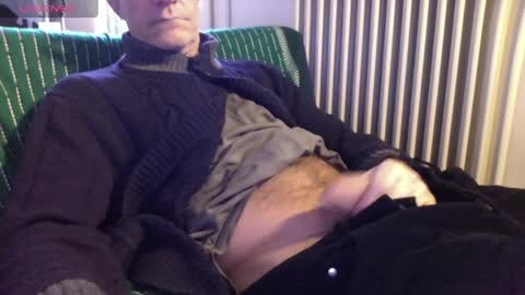 Bi sexy guy lovense hush is on private is open or password show tip if you like. online show from 04-04-26, 05:49