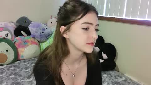 Snapshot of myrawood chatting on 03-23-26, 12:25 myrawood online show from 03-23-26, 12:25