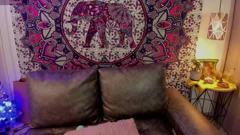 S A R A online show from 01-08-25, 04:55