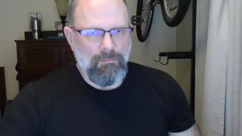 Snapshot of mysecretaccount0311_bravo chatting on 05-21-26, 01:34 Just hanging out - No pressure online show from 05-21-26, 01:34