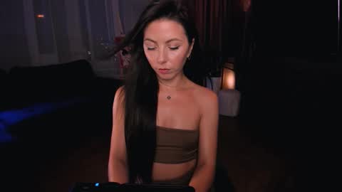 Maria  online show from 11-07-25, 12:10