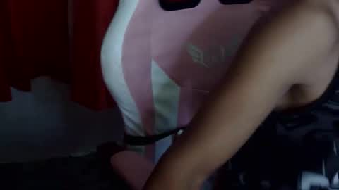 Snapshot of mysterious_man15 chatting on 01-06-25, 10:35 mysterious_man15 online show from 01-06-25, 10:35