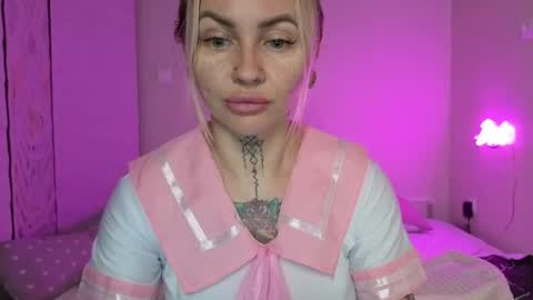 mysterious_twist online show from 05-25-26, 04:57
