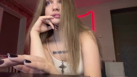 Snapshot of mysterious_wink chatting on 11-28-25, 05:15 mysterious_wink online show from 11-28-25, 05:15