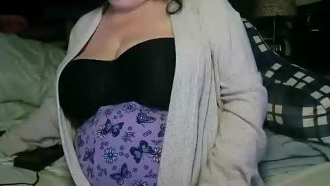 mysteriouswoman18 online show from 10-18-25, 03:31