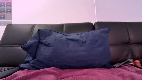 Snapshot of mystery_nymph_milf chatting on 09-25-25, 02:32 Mystery Nymph Milf online show from 09-25-25, 02:32