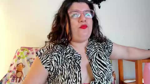 Snapshot of mystery_psique chatting on 11-12-25, 07:03 mystery_psique online show from 11-12-25, 07:03