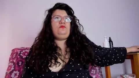 Snapshot of mystery_psique chatting on 11-23-25, 01:33 mystery_psique online show from 11-23-25, 01:33