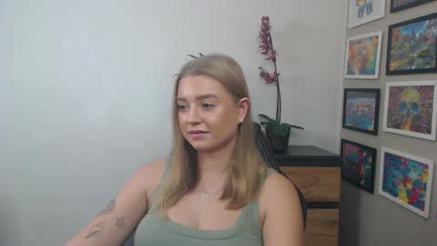 Erica online show from 09-12-25, 07:30