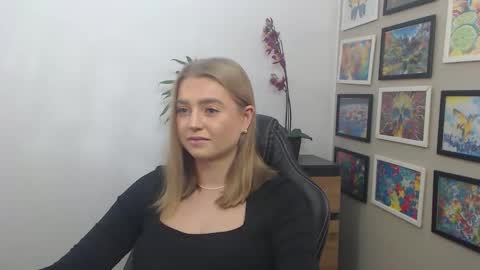 Erica online show from 11-04-25, 11:42